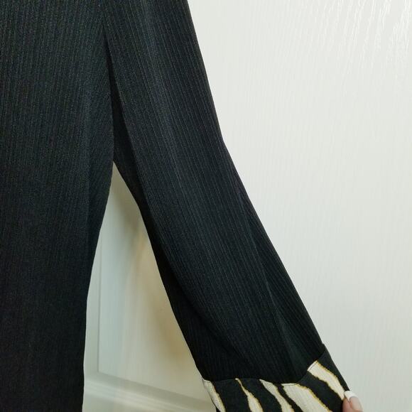 NWT's Tan Jay Black Jacket w/Animal Print Trim on Front Neck Cuffs Size S/P - Picture 2 of 10